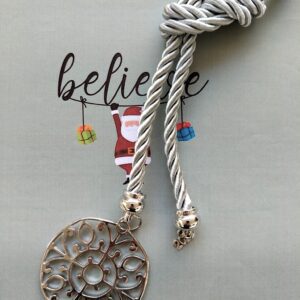 Ρόδι μεταλλικό με ασημί κορδόνι