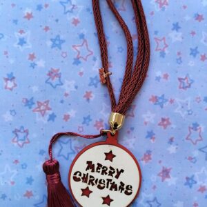 Γούρι ξύλινο Merry Christmas με μπορντό κορδόνι