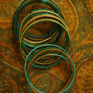 Βραχιόλια boho style σε πράσινες αποχρώσεις